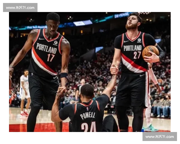 雷霆队强势对决爵士队西部格局之战引爆赛场青春与经验碰撞夜